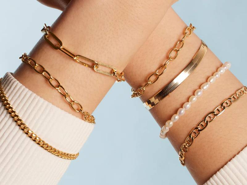 اشتباهات رایج در خرید دستبند طلا زنانه